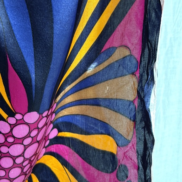 Vintage Italian Acetate Satin floral print scarf - Picture 13 of 17